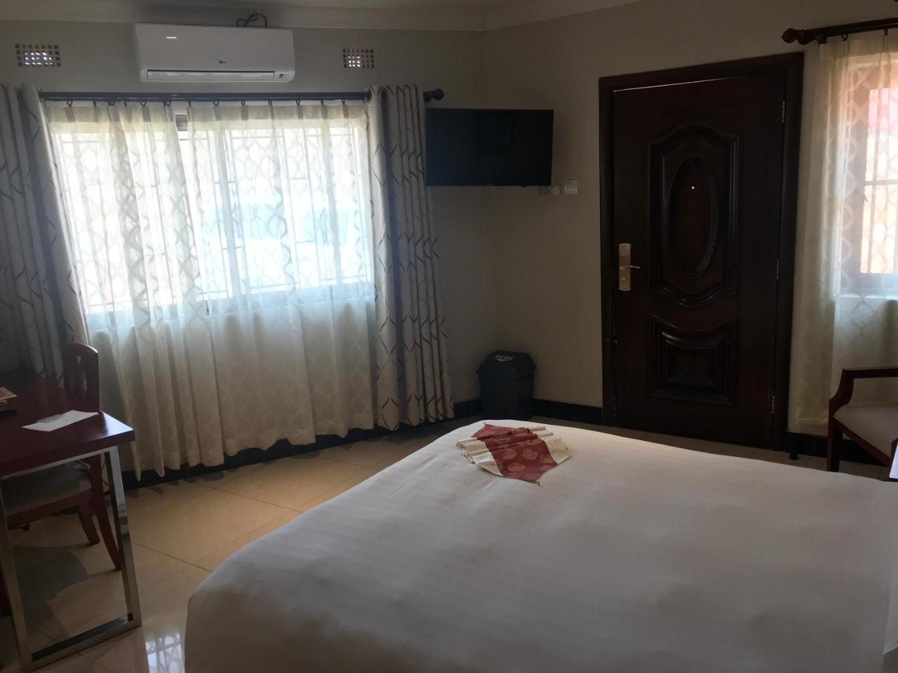 Northern Rock Hotel Mpika Zewnętrze zdjęcie